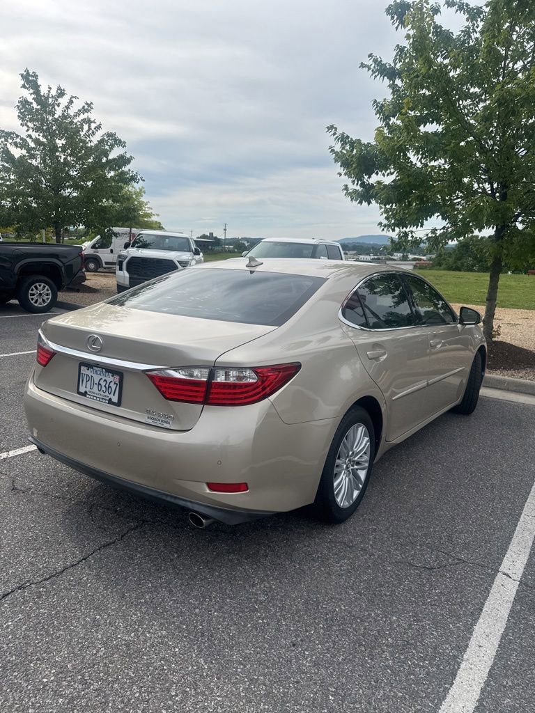 2013 Lexus ES 350 4dr Sdn