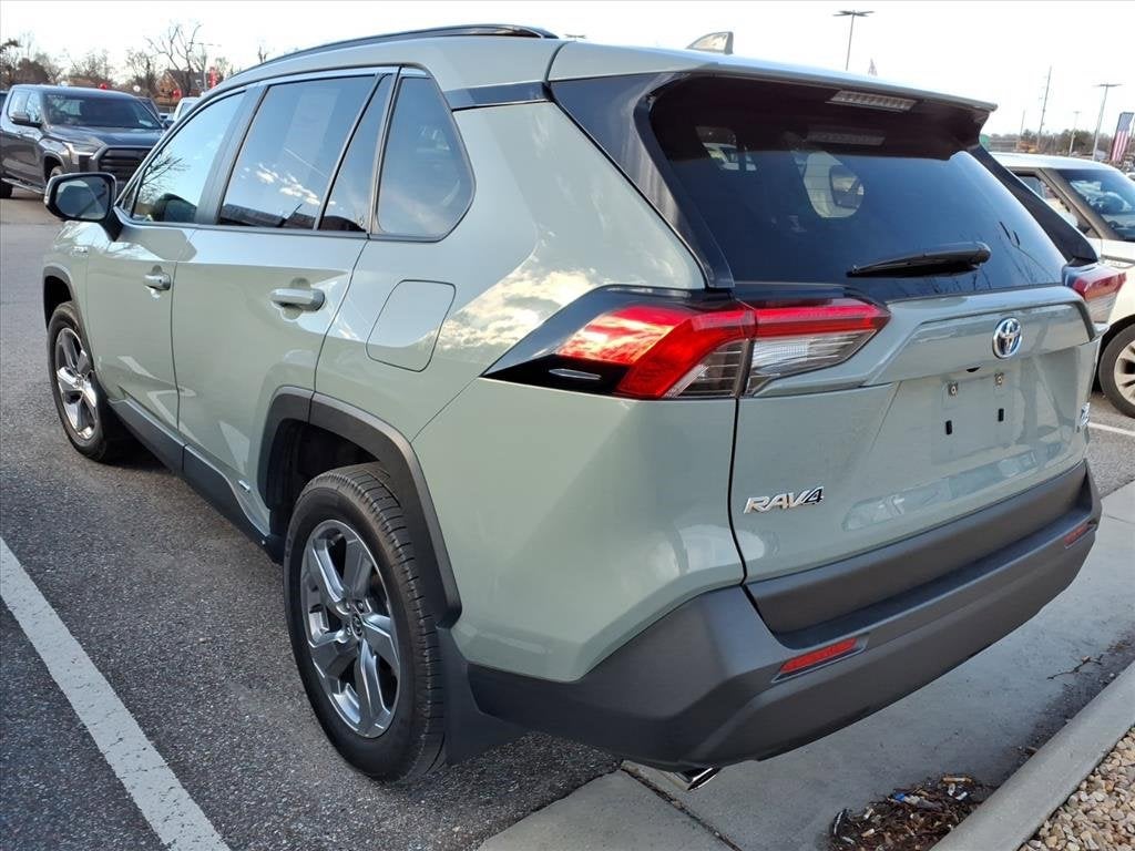 2021 Toyota RAV4 Hybrid XLE Premium