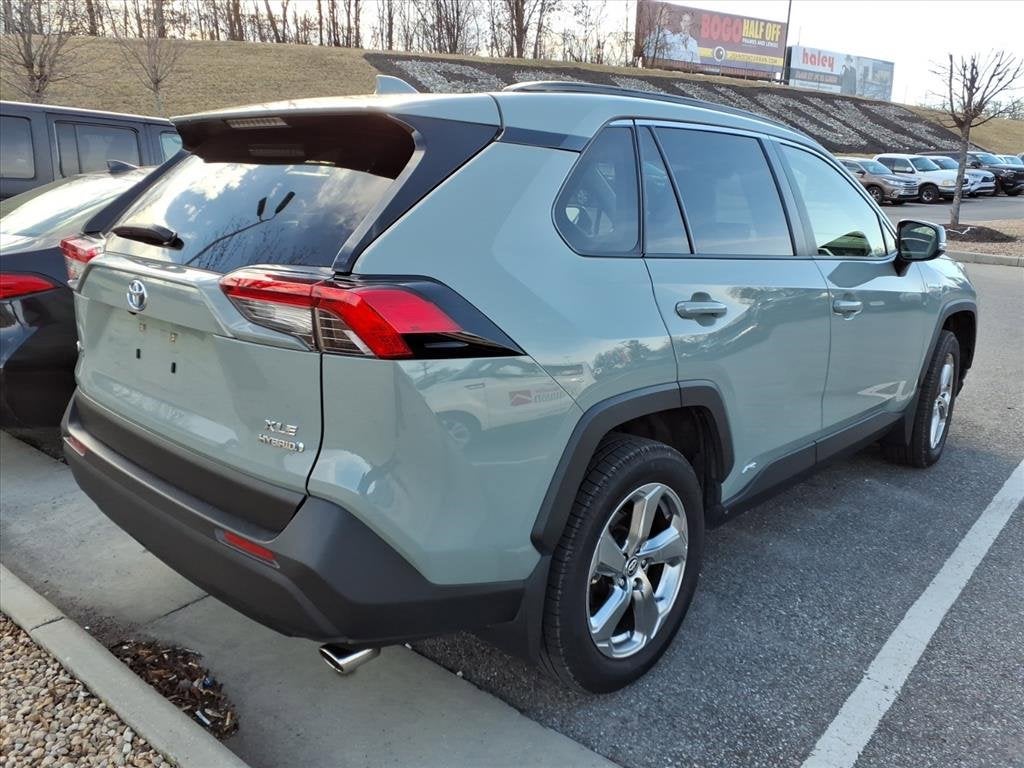2021 Toyota RAV4 Hybrid XLE Premium