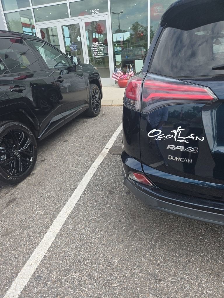 2018 Toyota RAV4 LE