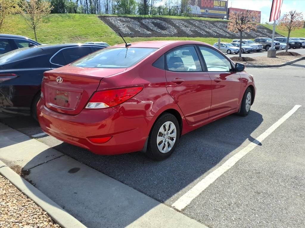 2016 Hyundai Accent SE