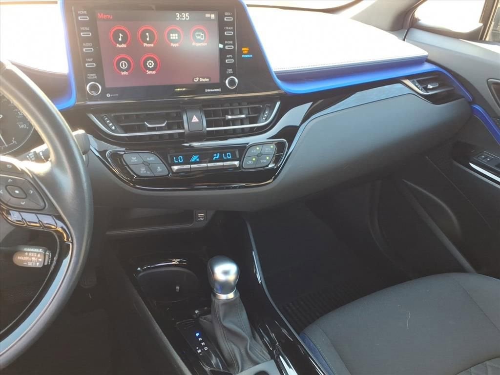 2021 Toyota C-HR XLE