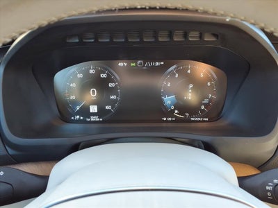 2022 Volvo XC90 Momentum