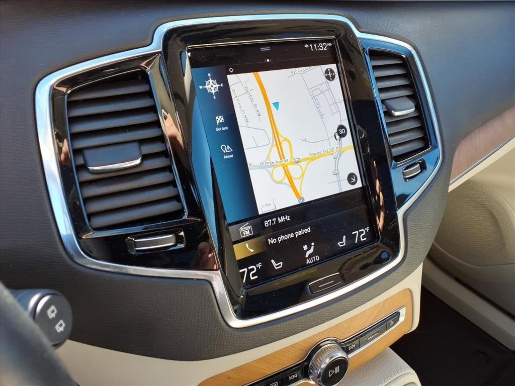 2022 Volvo XC90 Momentum