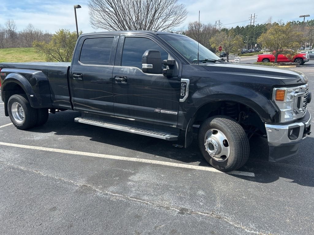 2022 Ford Super Duty F-350 DRW Lariat
