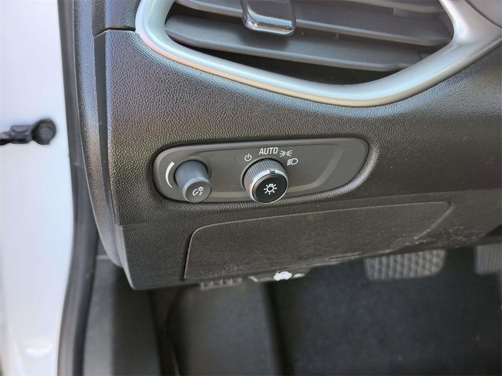 2022 Chevrolet Malibu LS