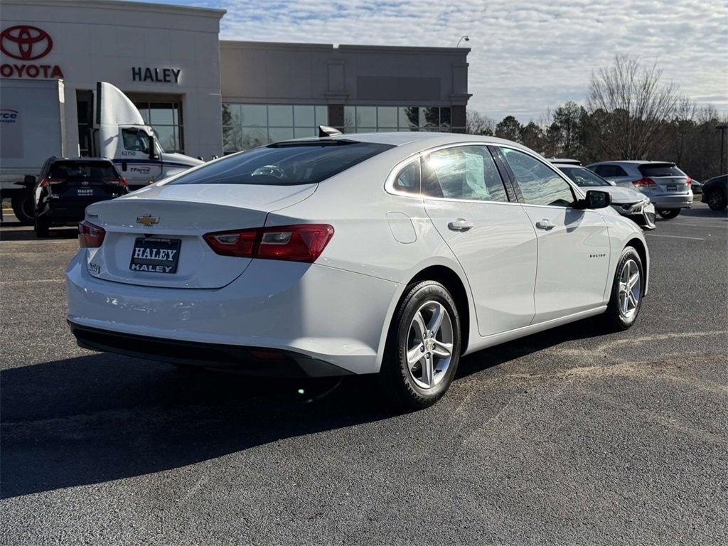 2022 Chevrolet Malibu LS