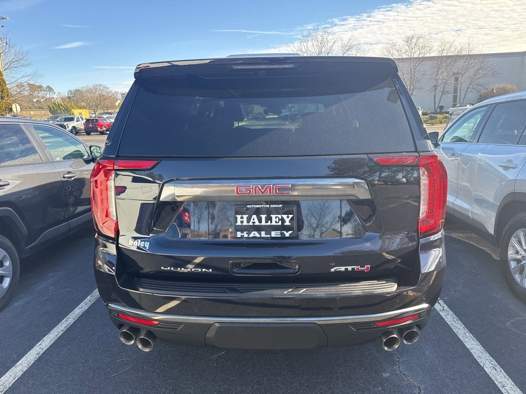 2024 GMC Yukon AT4