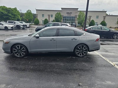 2023 Honda Accord Hybrid Touring