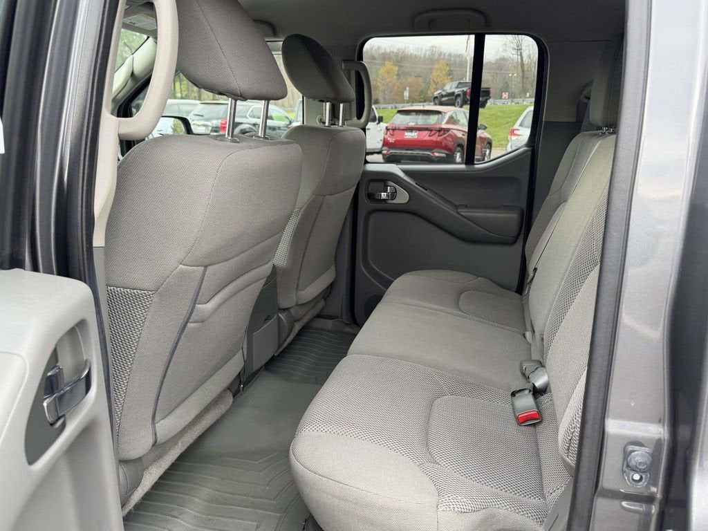 2021 Nissan Frontier SV