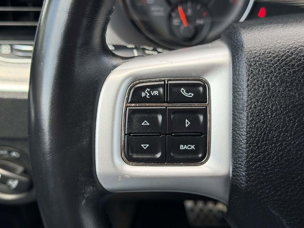 2012 Dodge Charger SXT