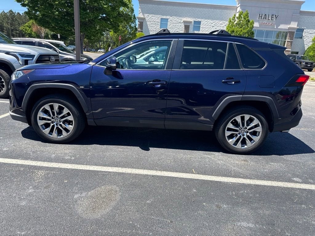 2021 Toyota RAV4 XLE Premium