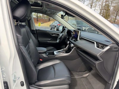 2024 Toyota RAV4 XLE Premium