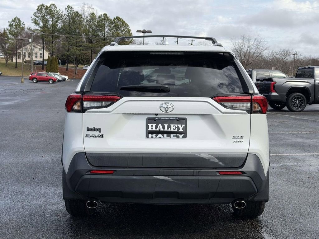 2024 Toyota RAV4 XLE Premium