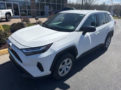 2024 Toyota RAV4 LE