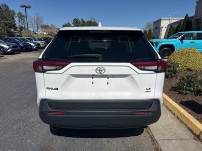 2024 Toyota RAV4 LE