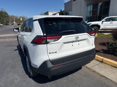 2024 Toyota RAV4 LE