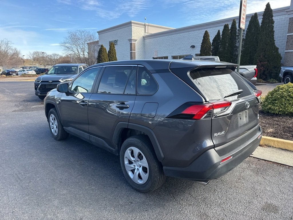 2025 Toyota RAV4 LE