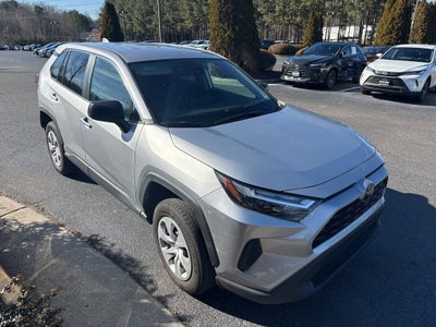 2025 Toyota RAV4 LE