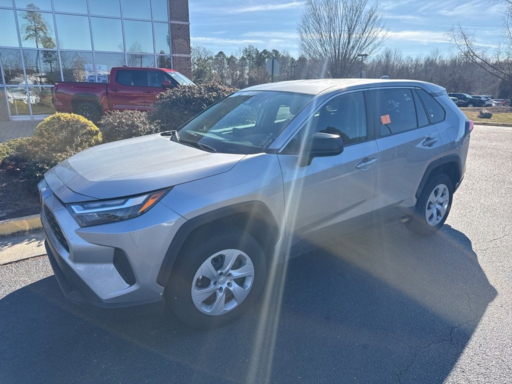 2025 Toyota RAV4 LE
