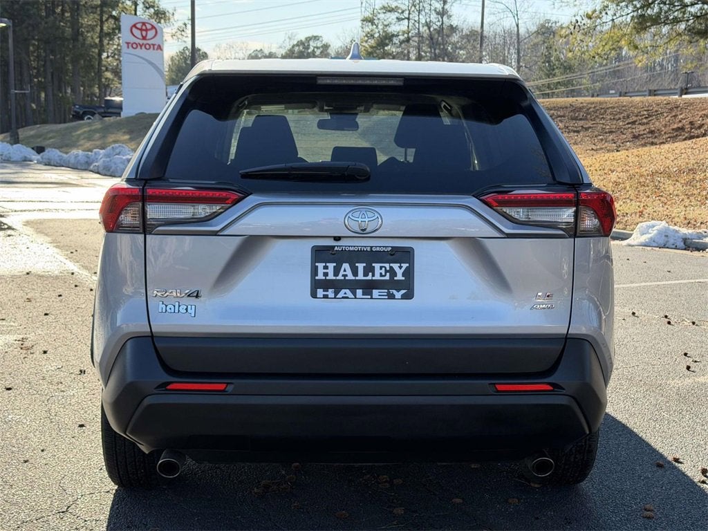 2025 Toyota RAV4 LE