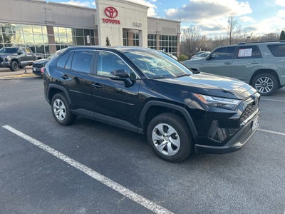 2023 Toyota RAV4 LE
