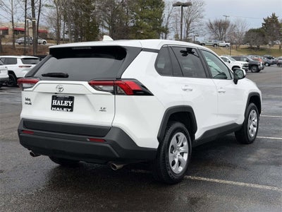 2024 Toyota RAV4 LE