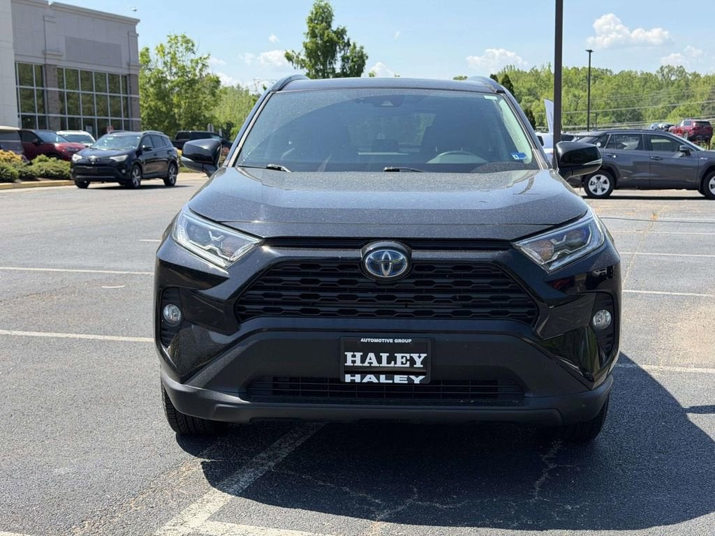 2021 Toyota RAV4 XLE