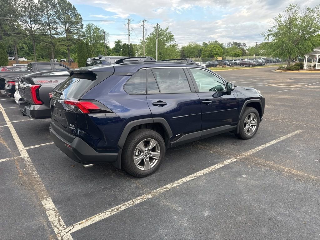 2024 Toyota RAV4 XLE