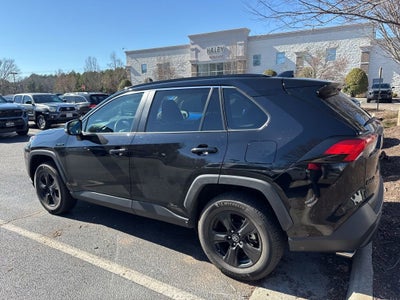 2020 Toyota RAV4 XLE