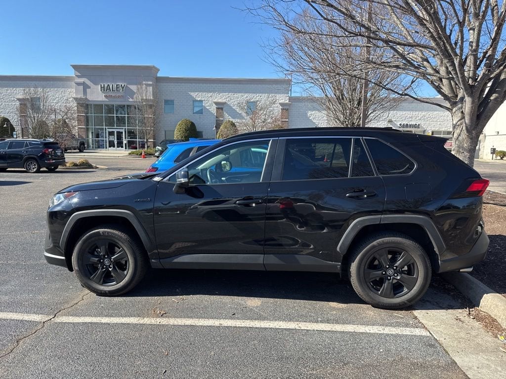 2020 Toyota RAV4 XLE