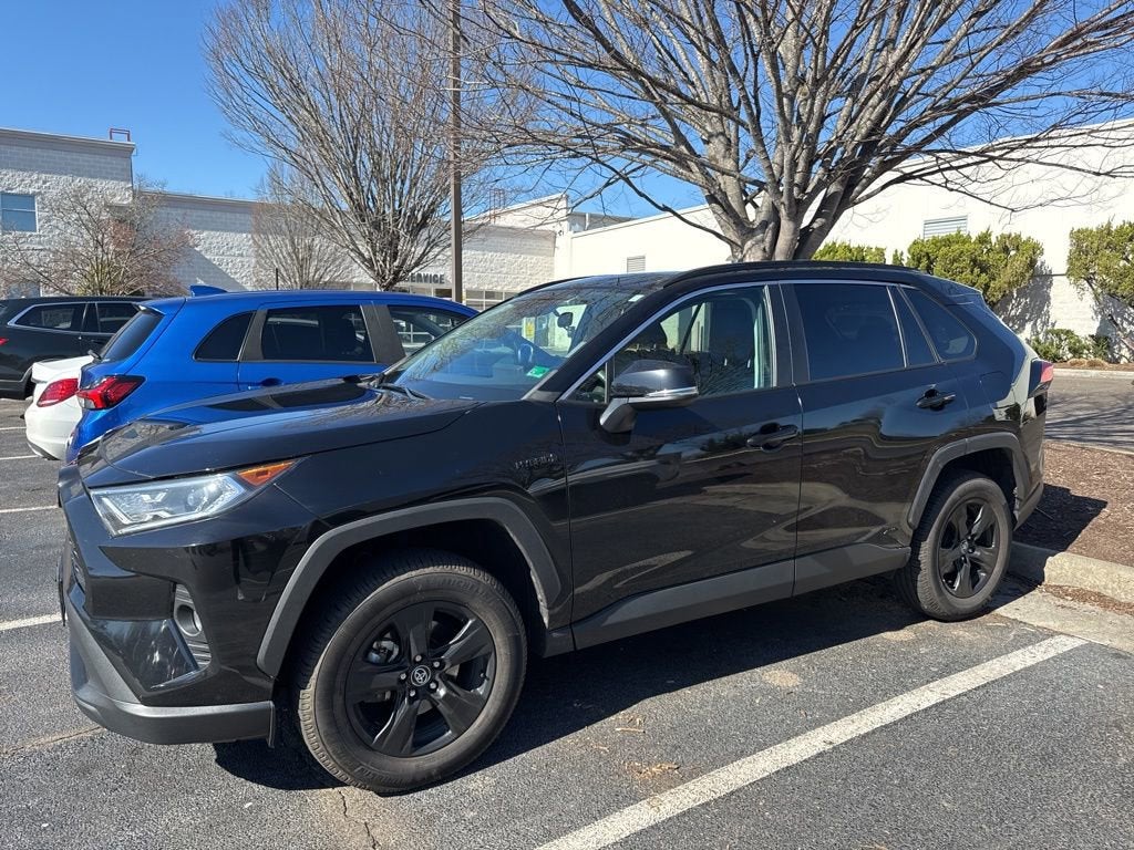 2020 Toyota RAV4 XLE
