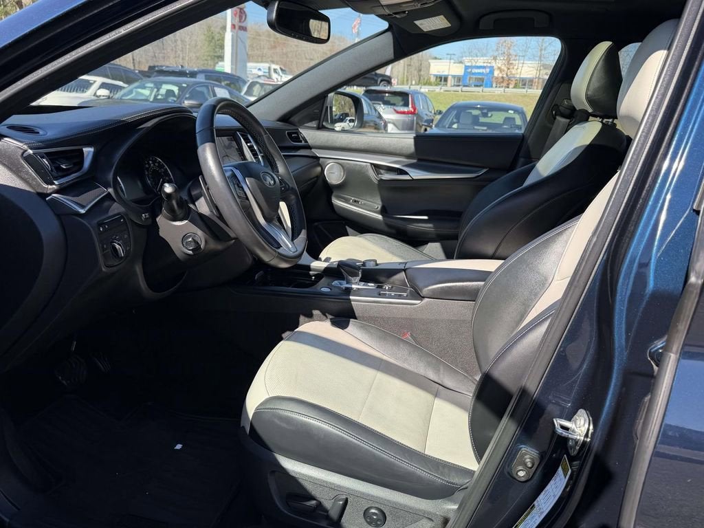 2023 INFINITI QX55 ESSENTIAL