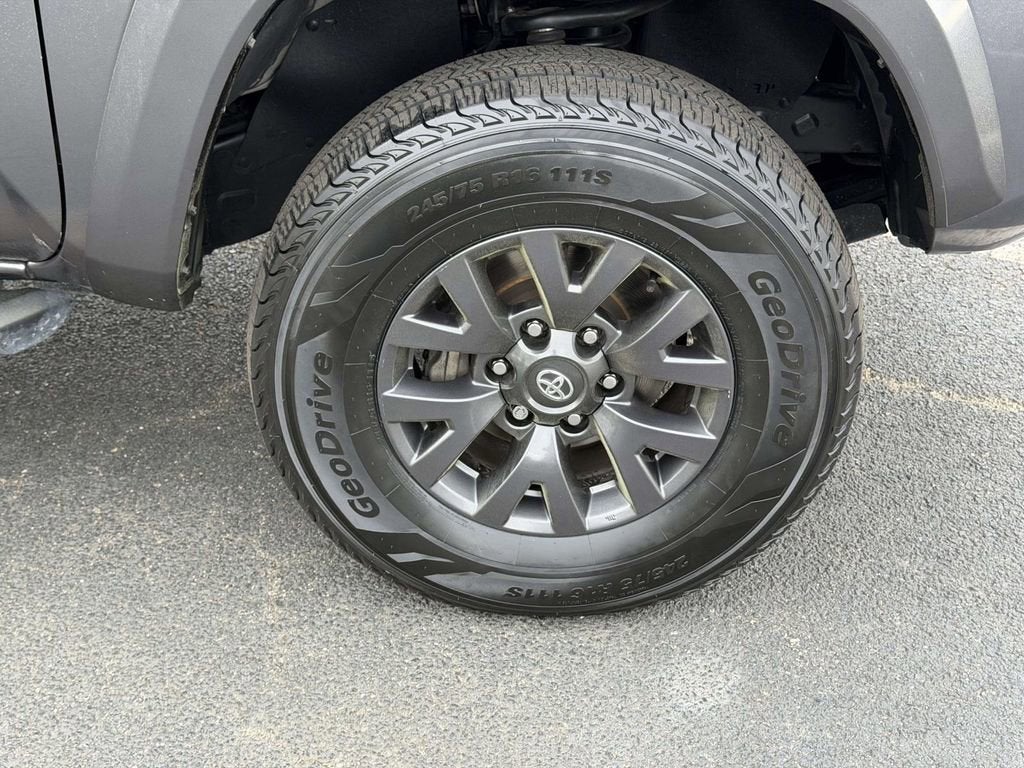 2022 Toyota Tacoma SR5