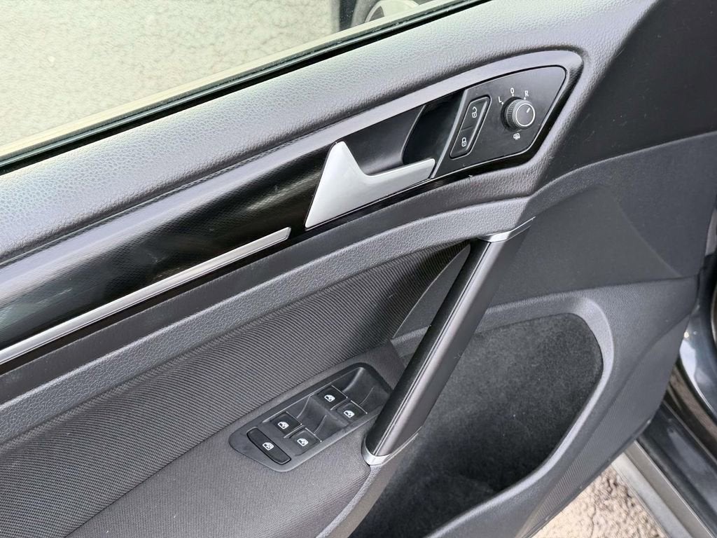 2017 Volkswagen Golf GTI S