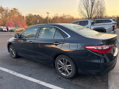 2017 Toyota Camry SE