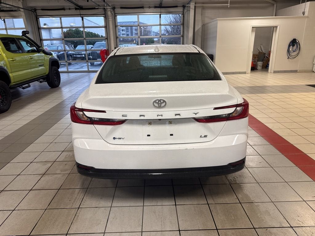 2025 Toyota Camry LE