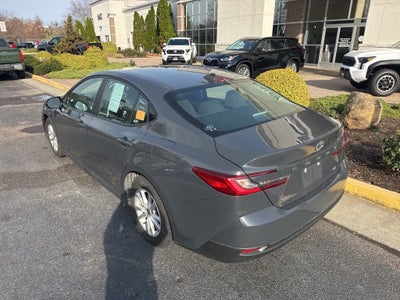 2025 Toyota Camry LE