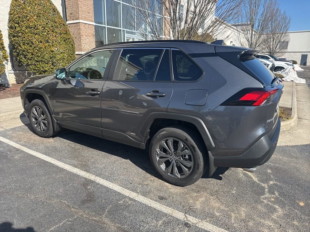 2023 Toyota RAV4 XLE Premium