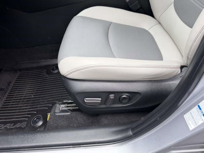 2022 Toyota RAV4 Limited
