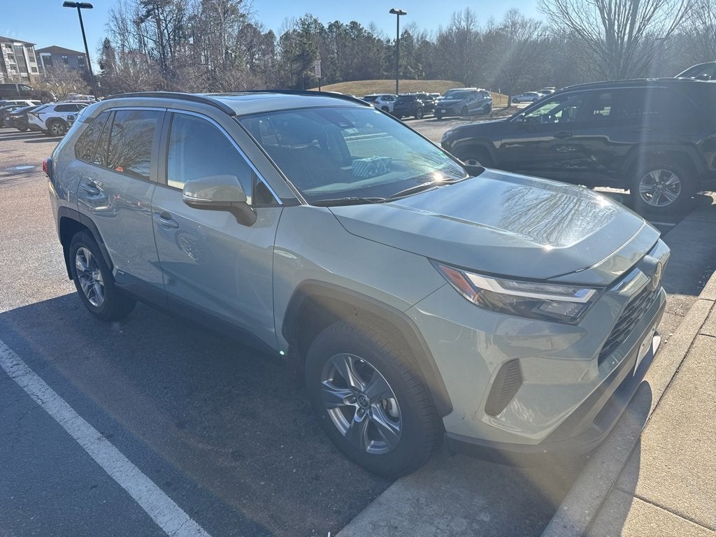 2022 Toyota RAV4 XLE