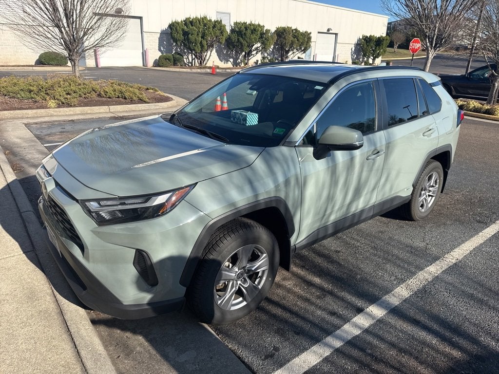 2022 Toyota RAV4 XLE