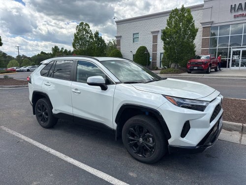 2022 Toyota RAV4 SE