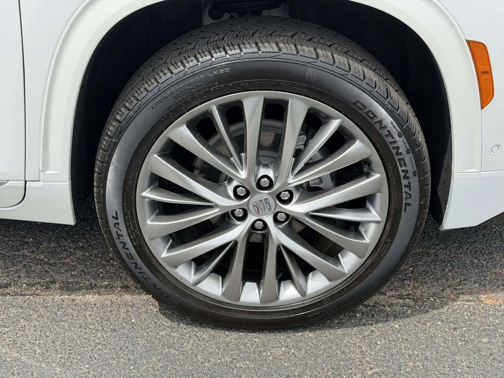 2025 Buick Enclave Avenir