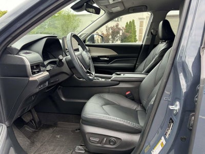 2024 Toyota Grand Highlander Limited