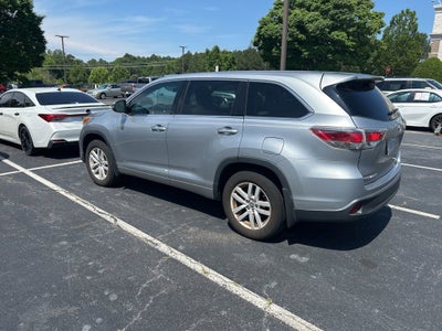 2016 Toyota Highlander LE V6