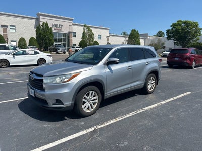2016 Toyota Highlander LE V6
