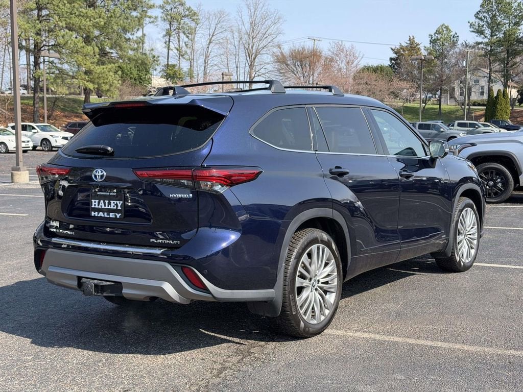 2023 Toyota Highlander Platinum
