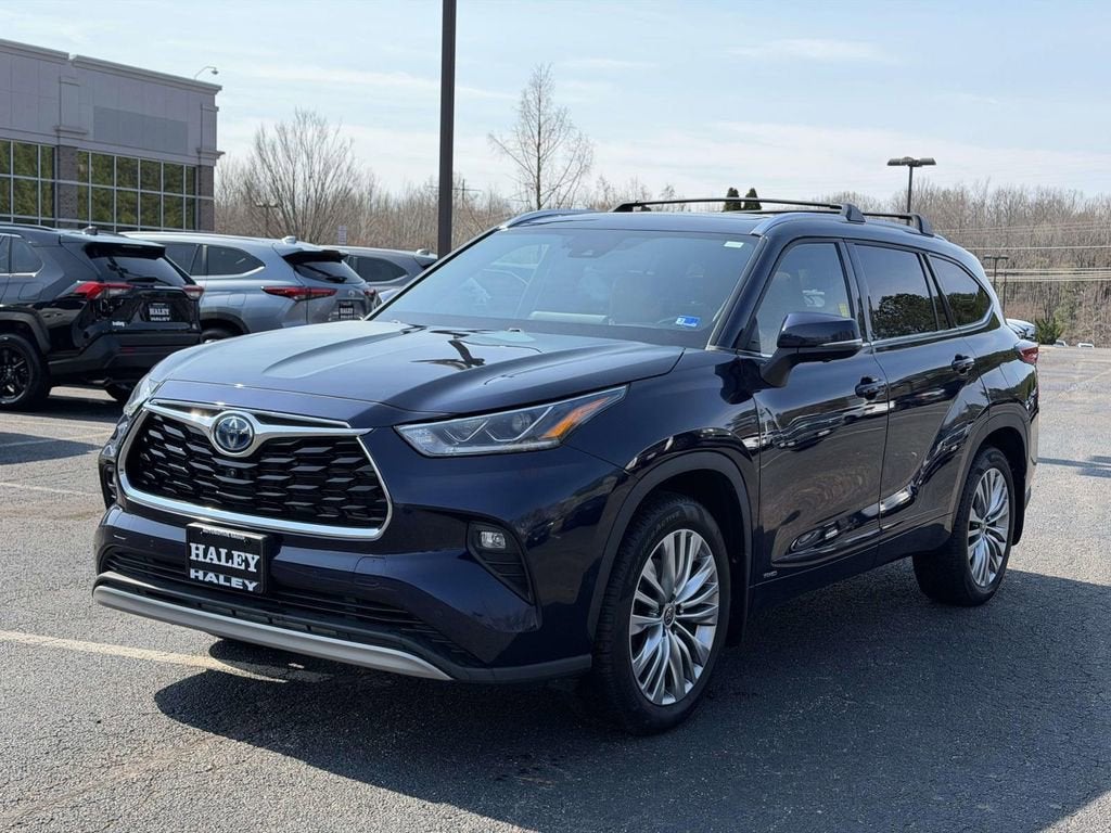 2023 Toyota Highlander Platinum