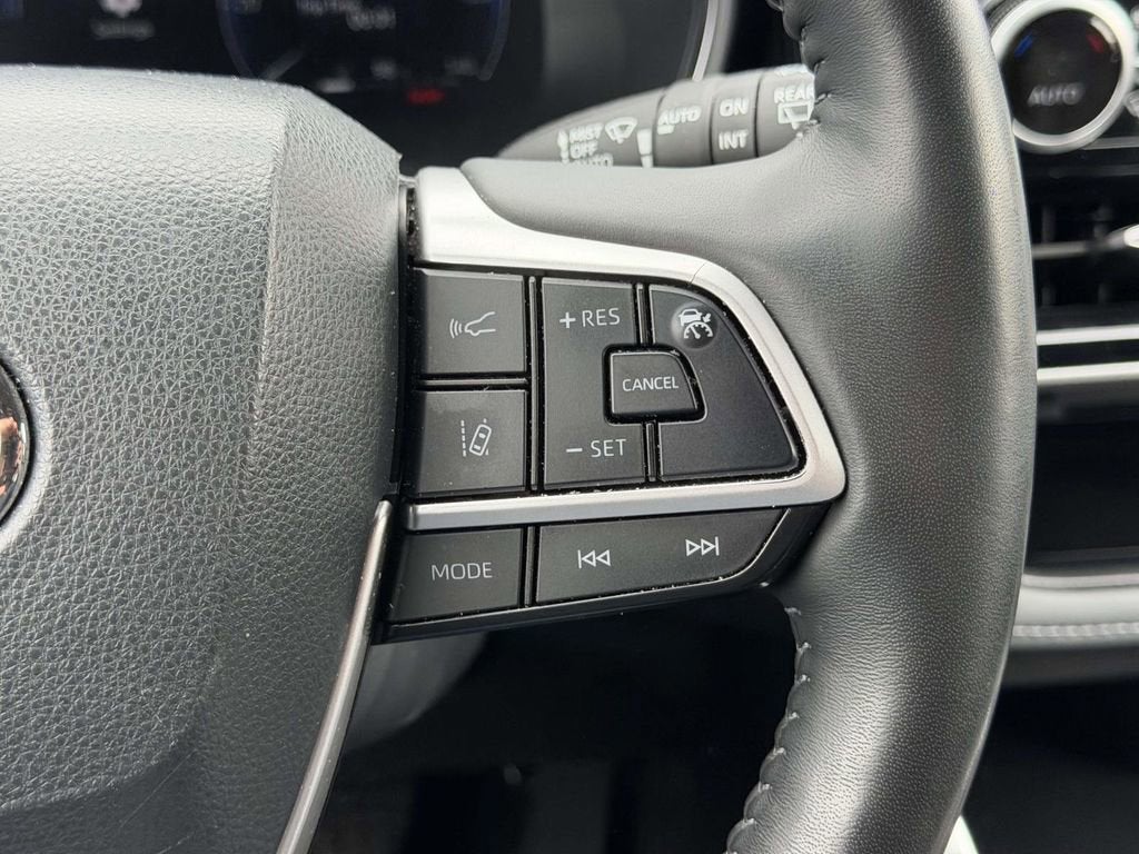 2024 Toyota Highlander Platinum